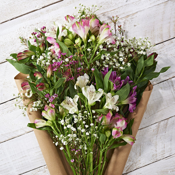 Win A Year Of Letterbox Flowers!